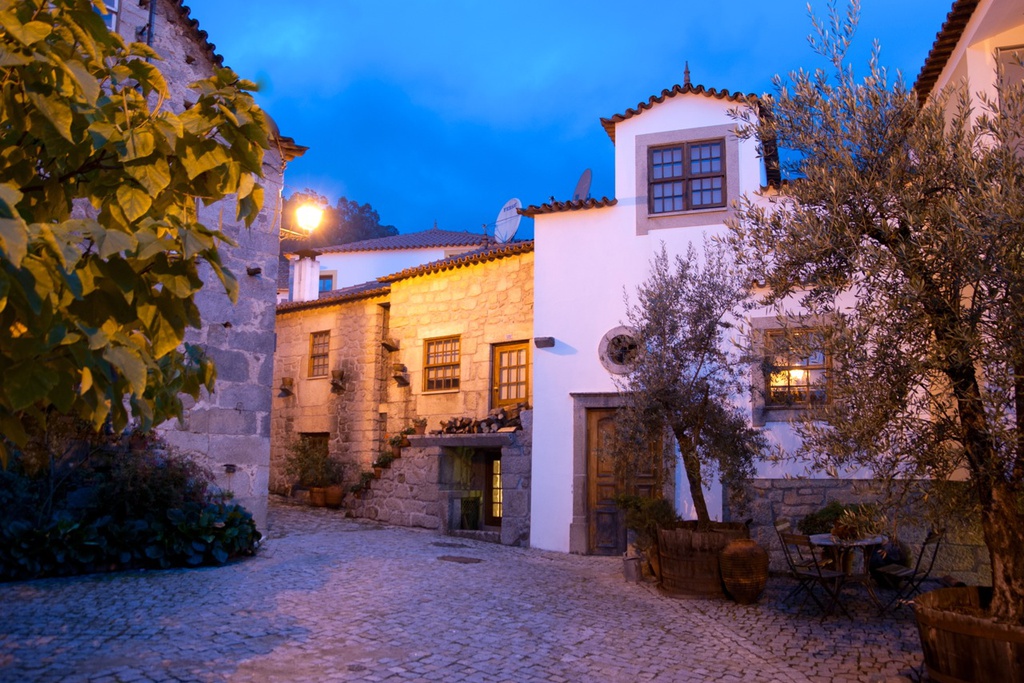 3 Caprichos-Casa de Campo , Vila Cova de Alva, Portugal .  Reserve seu hotel agora mesmo!