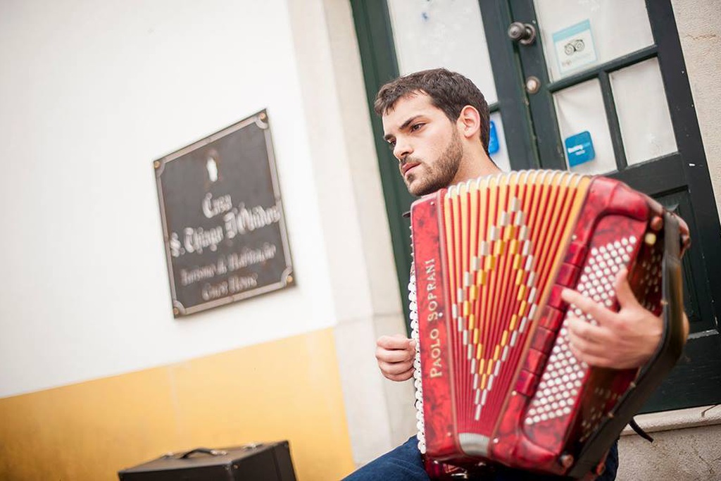 Música porta a porta