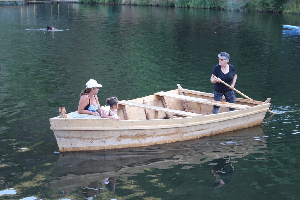 Passeio Pedestre e Barcas ao Rio