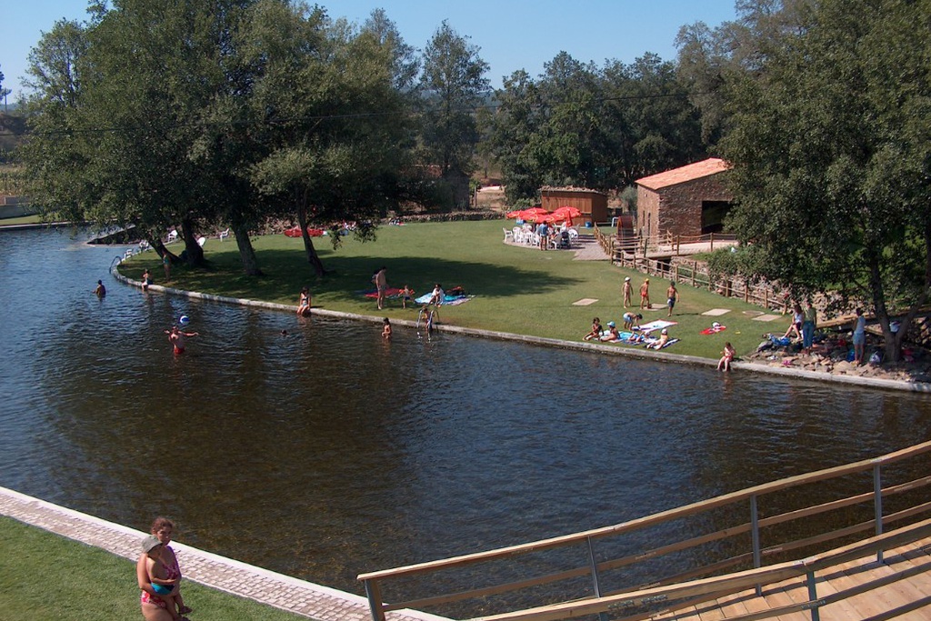 Animação na Praia Fluvial do Mosteiro