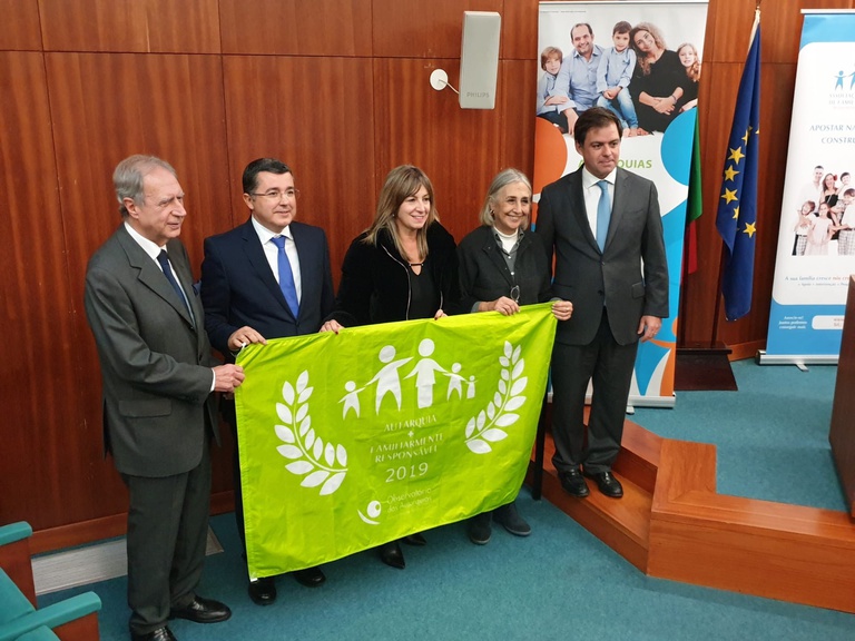 Góis distinguido com bandeira “Autarquia + Familiarmente Responsável” 2019