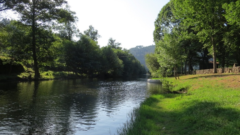 Alvoco das Várzeas River Beach