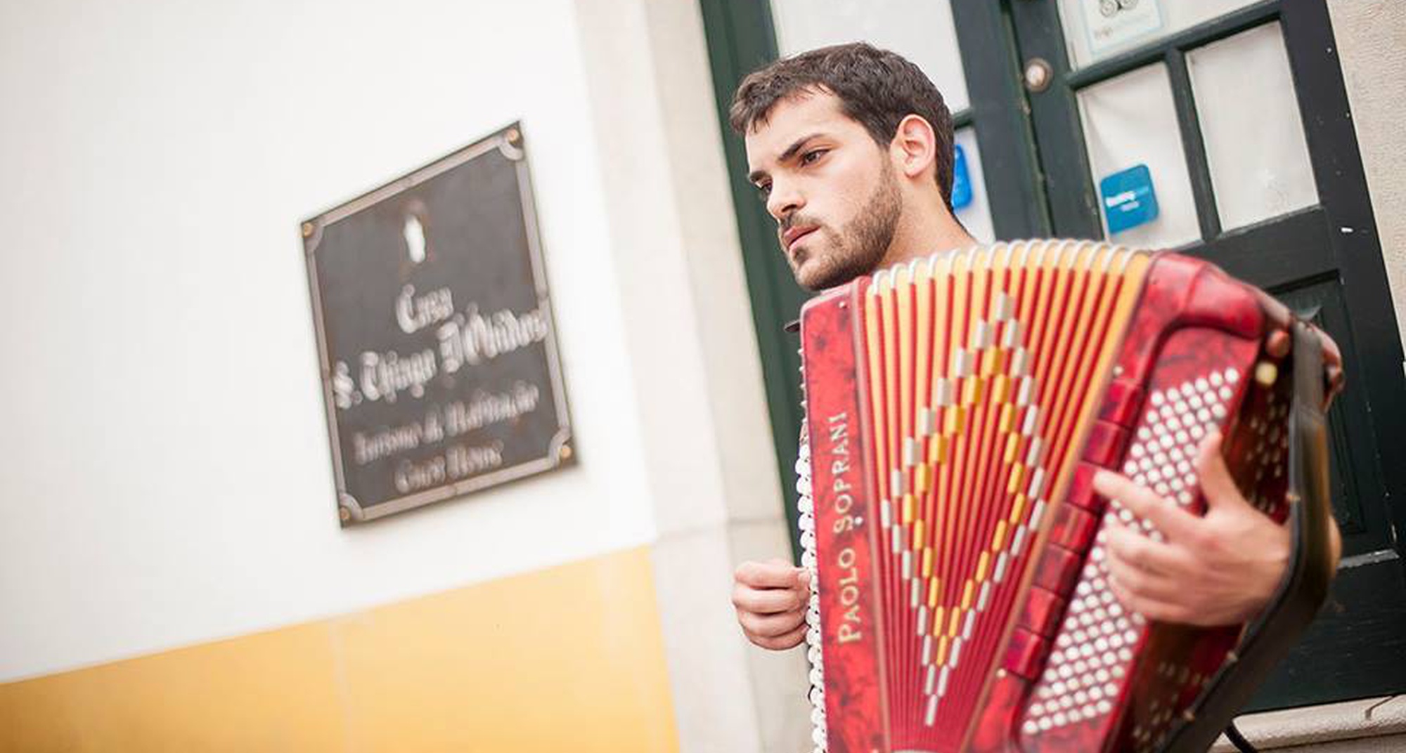 Música porta a porta