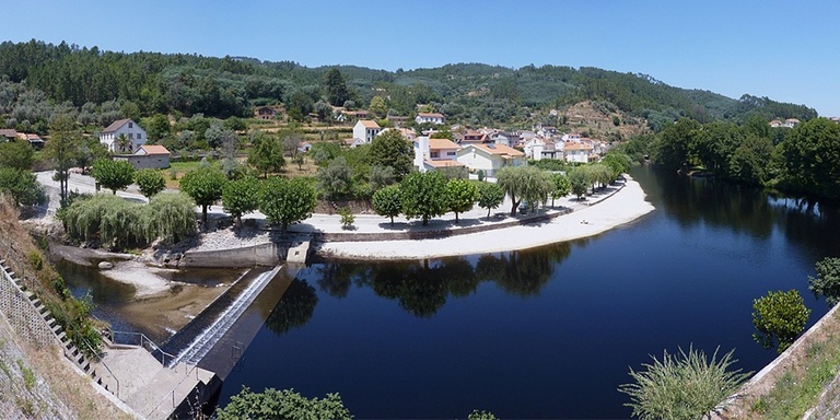 São Sebastião da Feira River Beach