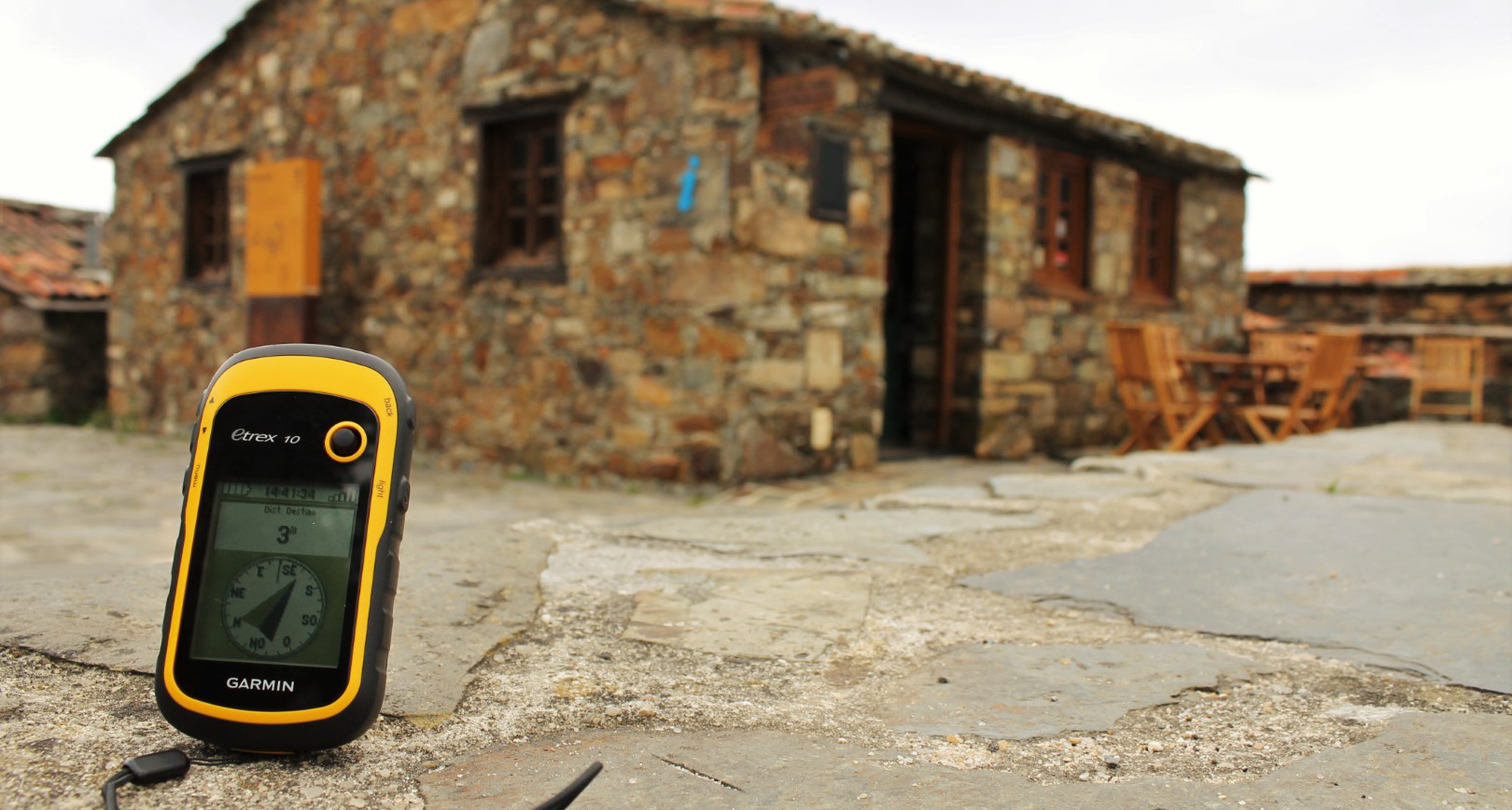 À descoberta das caches e da Casa das Tecedeiras de Janeiro de Cima