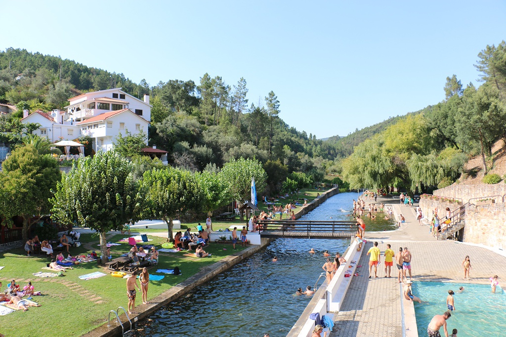 Praia Fluvial de Pessegueiro